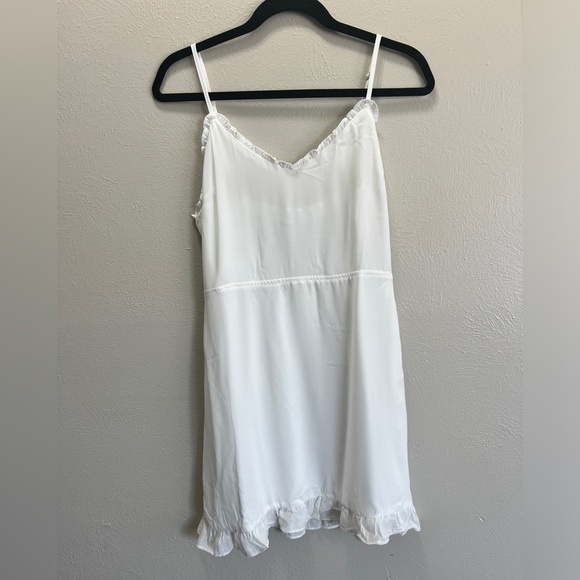 Revolve Superdown Charlee Frill Cami Dress In White Size Medium Smocked Bride - Picture 3 of 10